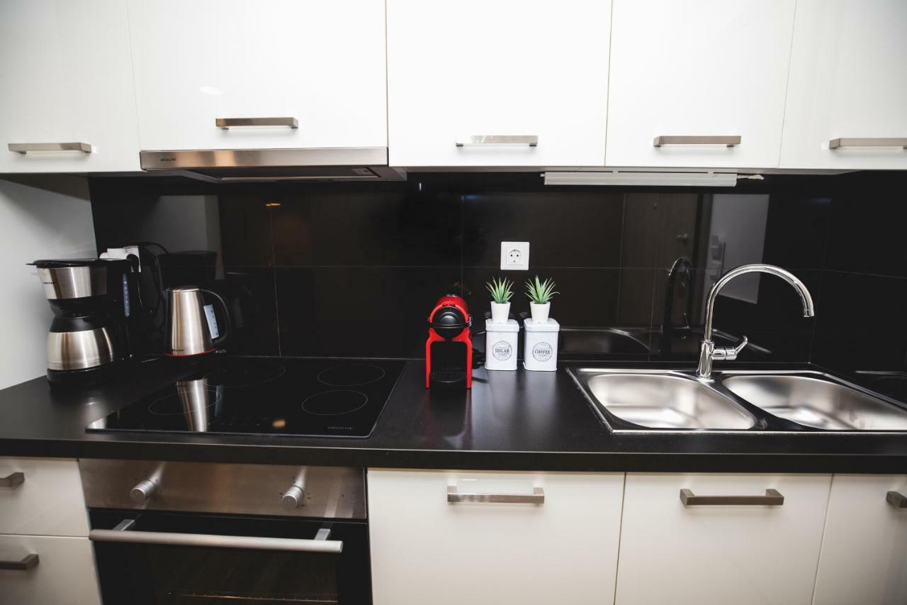 Ziva Apartment - 4Th Floor - Renovated 2019 Athens Exterior photo